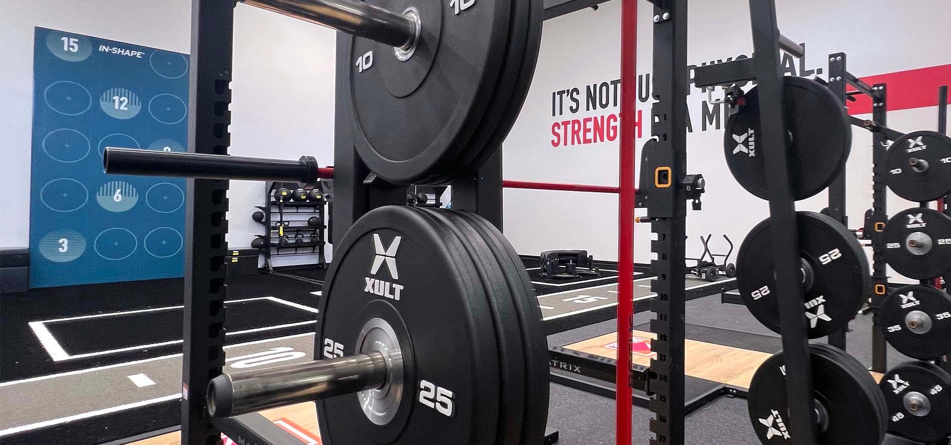 Power Lifting at National Fitness